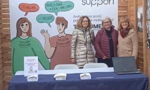 Estand de la Fundació Support-Girona amb representants